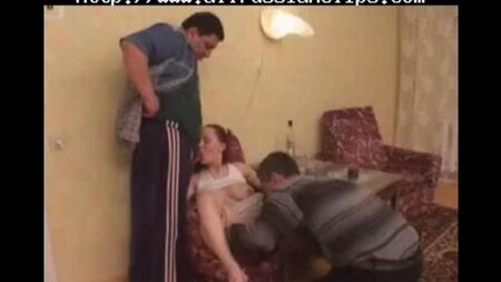 Російський порно вдарив