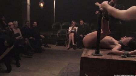 Публічна партія BDSM
