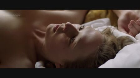 Alba August Nude — Бути Астрід (2018) HD 1080p Дивитися онлайн / Альба Август — Бути Астрід Ліндгрен