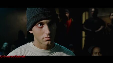 «8 Mile»: Lotto (Нашон «Окс» Брідлав) проти B-Rabbit (Емінем) (фрістайл під трек ONYX «Last Dayz») (2002)