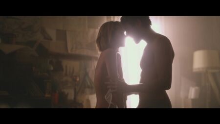 Ksenia Solo, Jenna Kramer Nude — In Search of Fellini (2017) HD 1080p Дивитися / Ксенія Соло, Дженна Крамер — У пошуках Фелліні