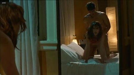 Лорен Лі Сміт - Лорен Лі Сміт оголена у фільмі «Lie With Me» (2005)