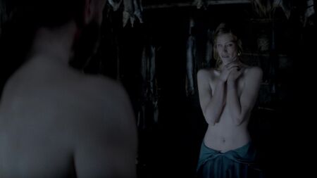 Алісса Сазерленд оголена – «Вікінги» (2015) 3 сезон, 4 серія (1080p) Дивитися онлайн / Алісса Сазерленд – «Вікінги»