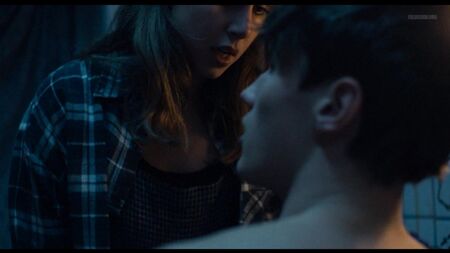 Джулі Брохорст Андерсен «Ню» — «Анти» (Данія, 2016) 1080p Дивитися онлайн