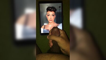Джеймс Чарльз: данина поваги (2)