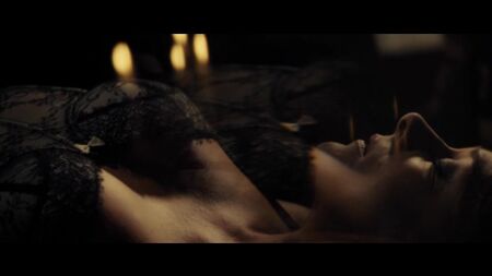 Сідсе Бабетт Кнудсен, К’яра Д’Анна — «Герцог Бургундський» (2014)