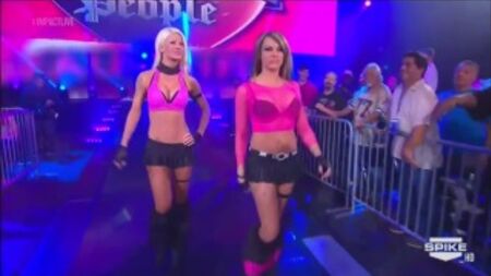 [#My1] TNA Impact Wrestling 10.04.2014 — Вихід на ринг гурту «Beautiful People»