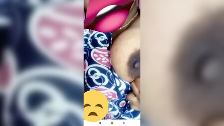 Тітка з Ченнаї, тамілка з великими грудьми