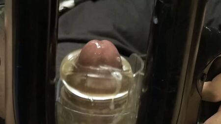 Запуск Fleshlight QuickShot супроводжується чутним звуком еякуляції