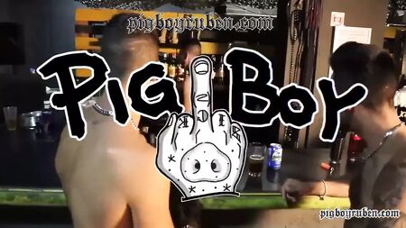 Бар «Pig» на GayPorno