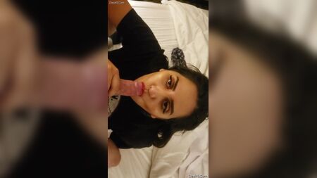 Дівчина та хлопець у готелі в Мумбаї, сексуально