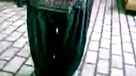 мила індійська дівчина без оголених сцен