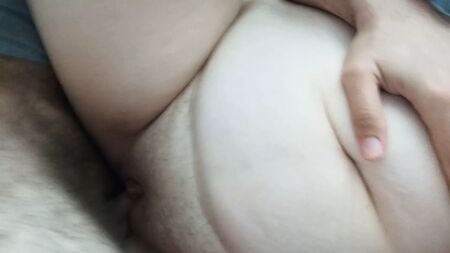 Зрілий коханець жорстко трахає свою кохану — турецька BBW
