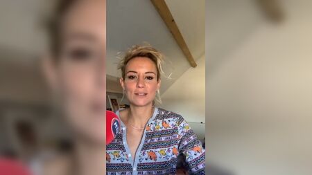 Елоді Госсен, радіо, Instagram, 1 квітня 2020 року