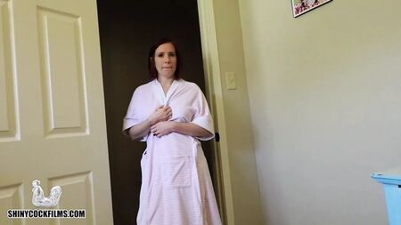 Мачуха показує пасинку свої нові груди — Джейн Кейн
