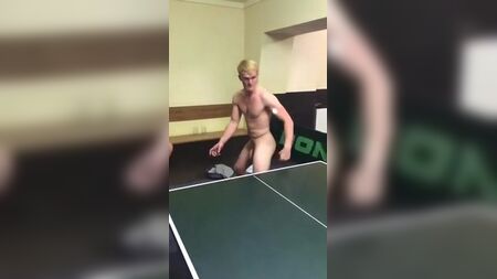Пінг-понг з пенісом