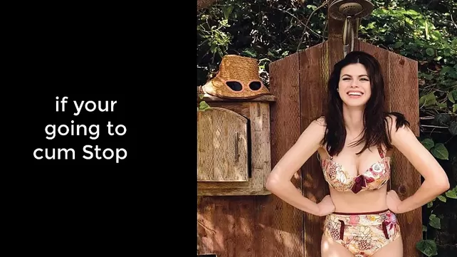 Үйсіз жігіт қыздың көтін жалайды Порно мұғалім үстелдің астына кіріп кетті