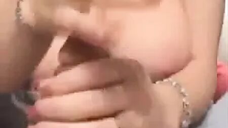 Чудовий ручний секс і пікантна історія