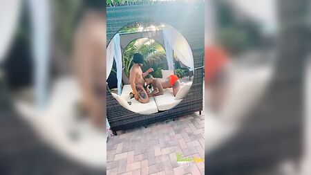 Yarddiestyle, Релл Сейвідж