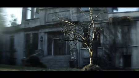 Кірнан Шипка — «Моторошні пригоди Сабріни», 4 сезон, 5 серія