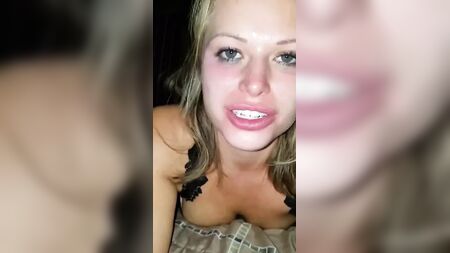 Аматорська шльондра висмоктує сперму з піхви своєї подруги