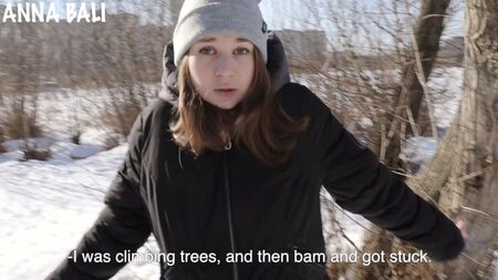 Я застрягла, тільки не трахай мене тут, ходімо до тебе додому
