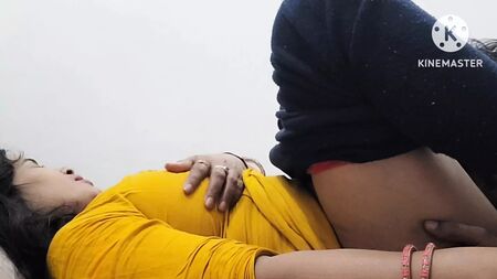 Секс індійських пар з індійськими дівчатами