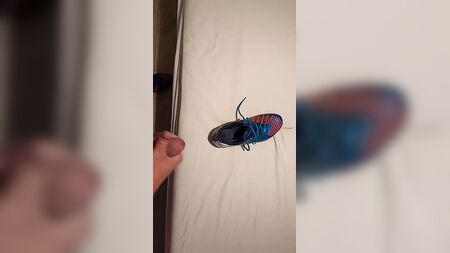 Пограй у моїх нових футбольних бутсах Adidas Predator