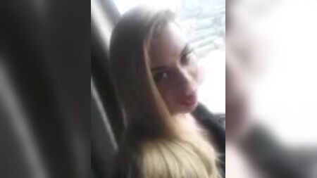 Незбагненна транссексуалка Айві Ред (Найбільший член)