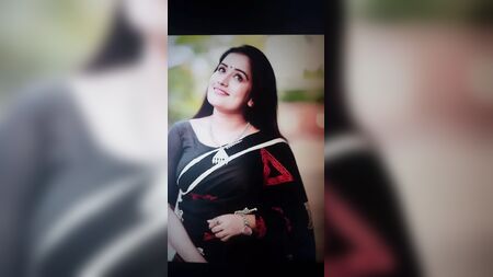 як на Mallu Star Magic Anumol