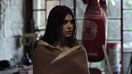 Ева Де Домінічі — «Кров у роті» (2016) Сцени сексу