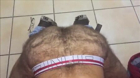 трах у волохату дупу