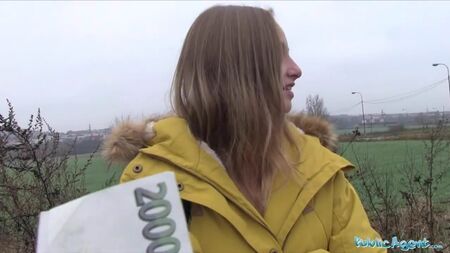 Публічна особа «Невинна сонечко» заплатила за секс