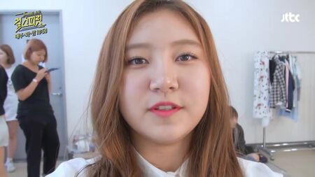 [Show] Sungyeon x Hyemi x Soyeon x Seunghui Special Cam!!! Шпигун гримерки @ Girls Spirit