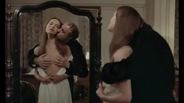 Юбка астында отыру Смотреть секси мұғалімдер орыс порно