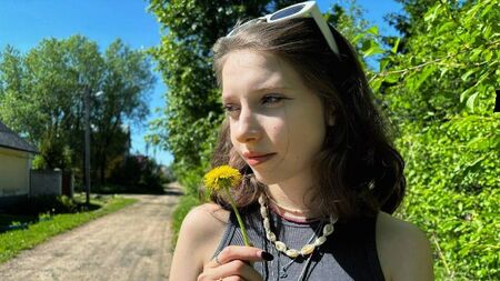 Зняв українську красуню
