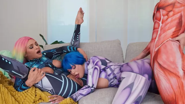 Shemale massaj video Joli butunlay yalangoch