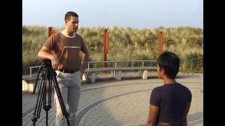 Індійська жінка трахається з двома чоловіками