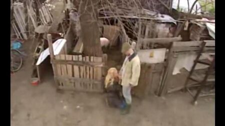 Секс з російською повією в селі
