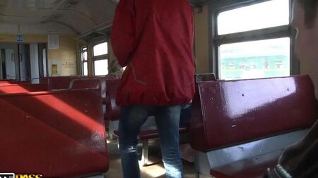 Пікап на поїзді закінчився домашньою бандою