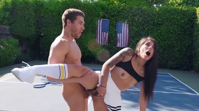 Вразерсс қызметшілерімен порно Вразерсс қызметшілерімен порно