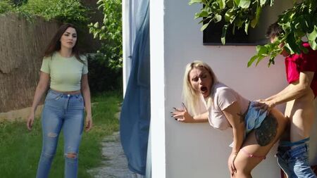 У шлюзі лише шлюхи ебать