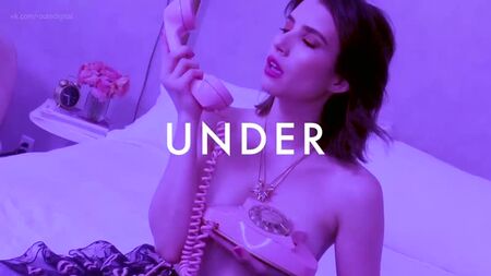 Емма Робертс оголена — у неї теж є свої таємні задоволення — Cosmopolitan Under the Covers (2019) HD 1080p — без цензури / Емма Робертс