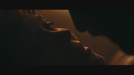 Леа Сейду оголена — «Зої» (2018) HD 1080p Дивитися онлайн
