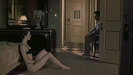 Моллі Паркер оголена — «Центр світу» (2001) HD 720p Дивитися онлайн