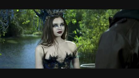 Індія Айслі — Прокляття Сплячої красуні / India Eisley — The Curse of Sleeping Beauty (2015)