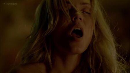 Laura Vandervoort Nude - Bitten s01e09 (2014) HD 1080p Дивитися онлайн / Лора Вандервурт - Укушена