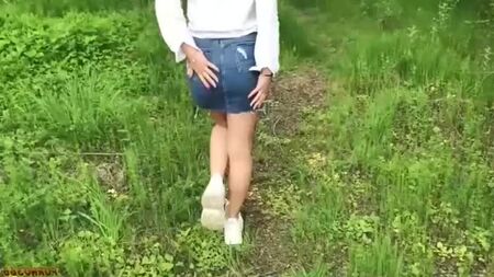 Секс у лісі (порно, інцест, секс, фул, сім'я, ліс)