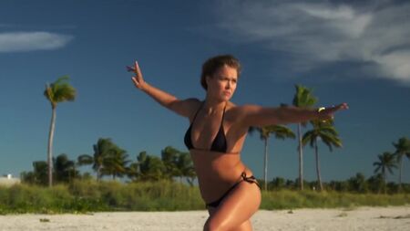Сексуальна Ронда Раузі — невидані кадри, SI Swimsuit 2015