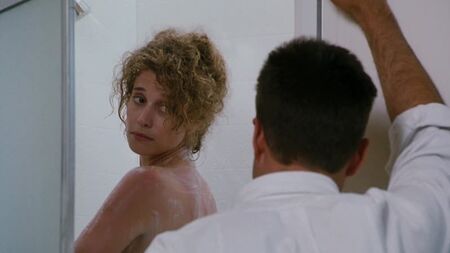 Ненсі Тревіс, Аннабелла Скіорра оголена — «Внутрішні справи» (1990) HD 1080p Дивитися онлайн
